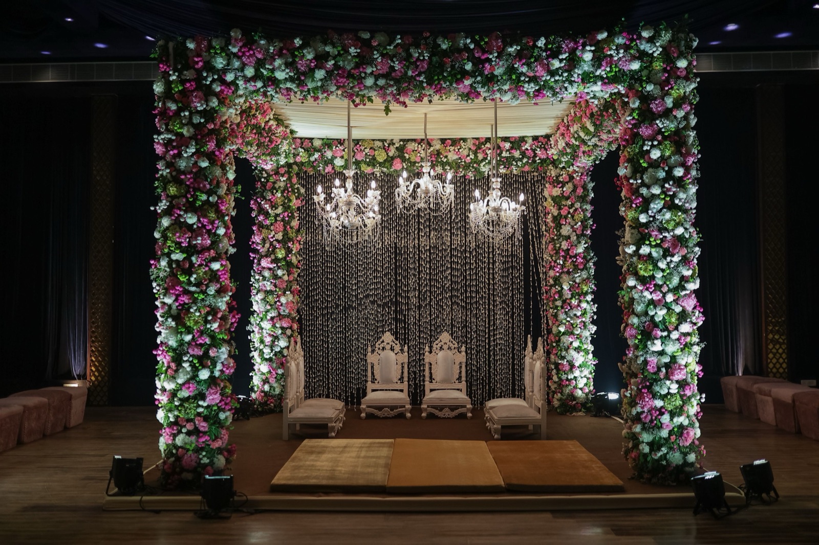 Traditional Hindu wedding mandap ceremony guided by Nakshatra Wedding ritual consultants in Chennai